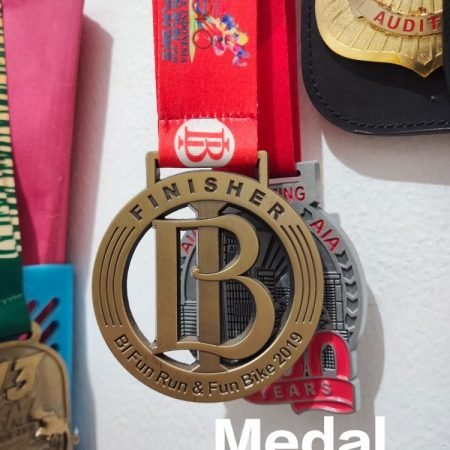 Tomopin Art - Pembuatan Pin Logam - 14